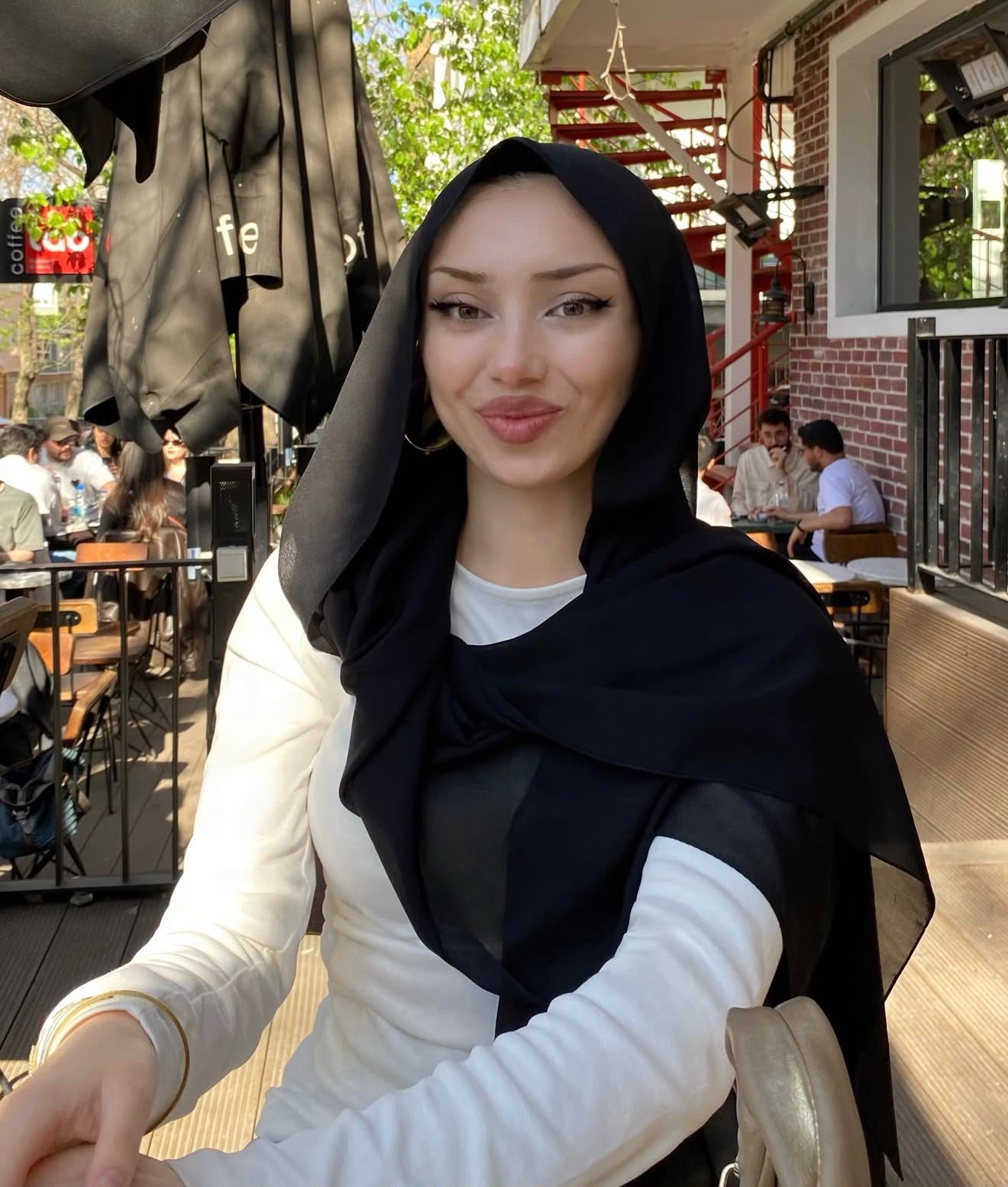 Gökbudak Sabırlı Bayan Escort Bayan İzel